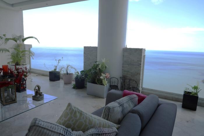 Se vende apartamento en punta pacífica