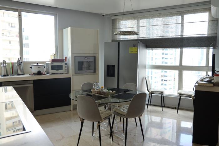 Se vende apartamento en punta pacífica
