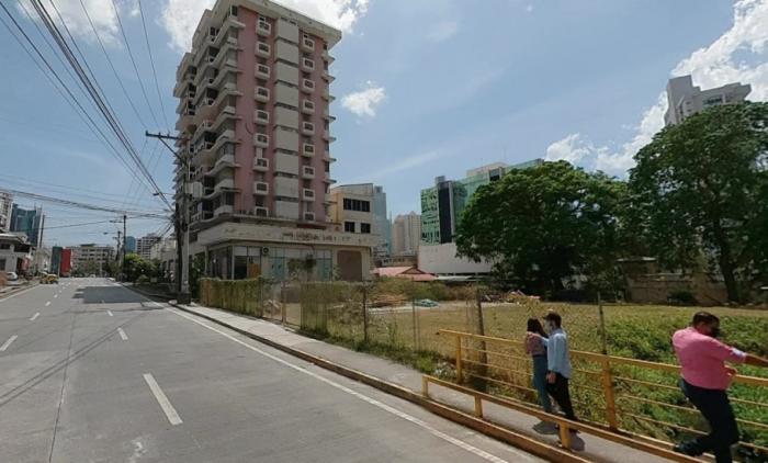Se vende terreno comercial en el cangrejo