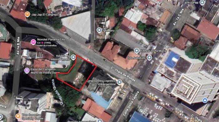 Se vende terreno comercial en el cangrejo