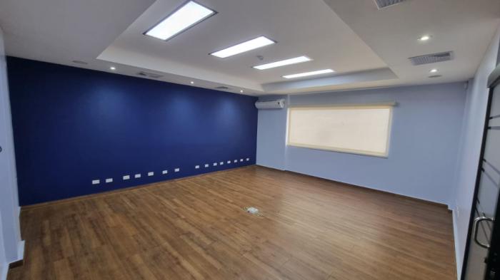 Se vende o se alquila edificio en costa del este