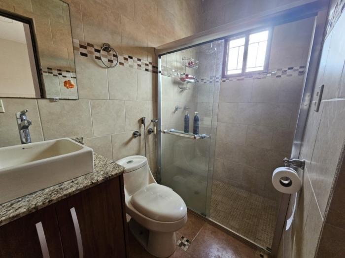 Venta de casa amoblada en coronado