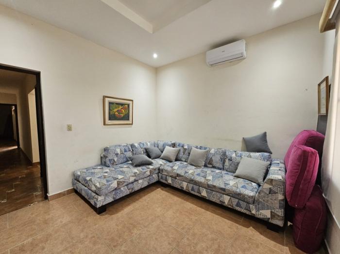 Venta de casa amoblada en coronado