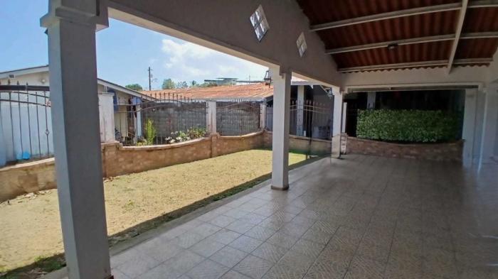 Venta de casa con tres recámaras en villa zaita,