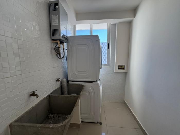 Venta de apartamento ph san roque, via españa