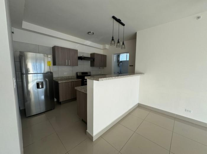 Venta de apartamento ph san roque, via españa