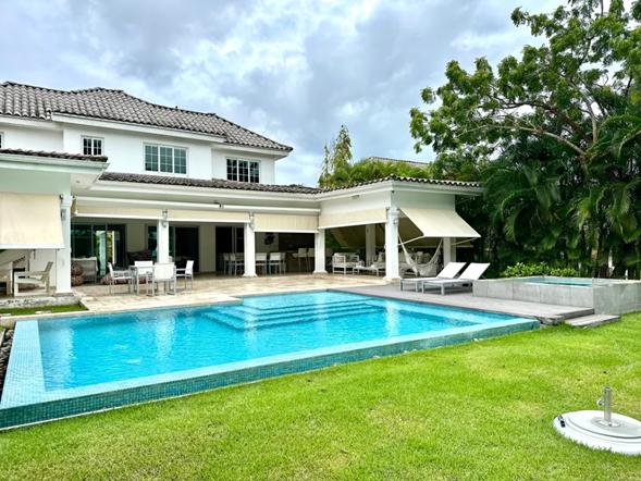 Casa en venta en bijao