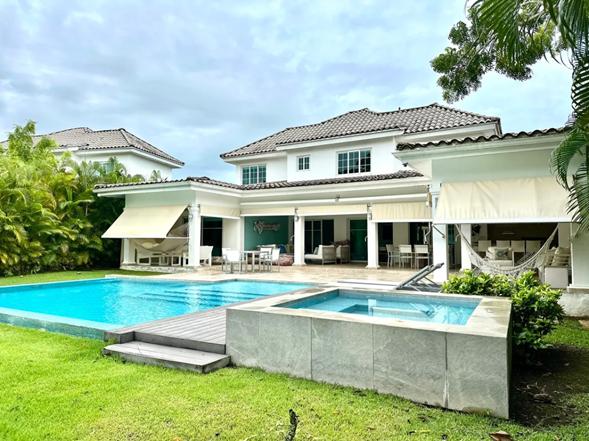 Casa en venta en bijao