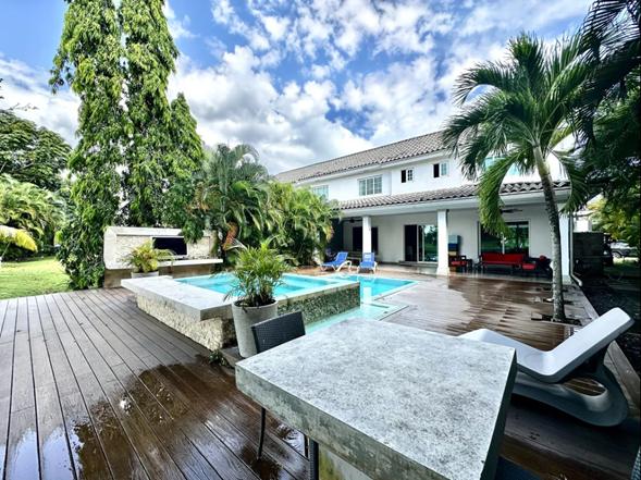 Casa en venta en bijao