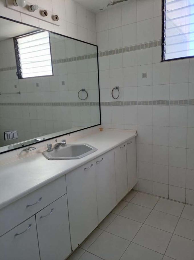 Venta de apartamento en ph pacific hills, torre 300, betania