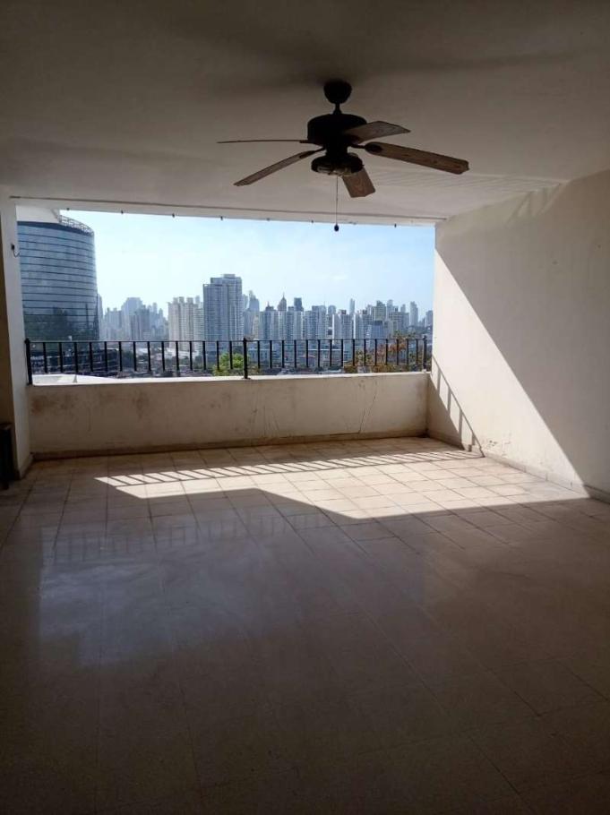 Venta de apartamento en ph pacific hills, torre 300, betania