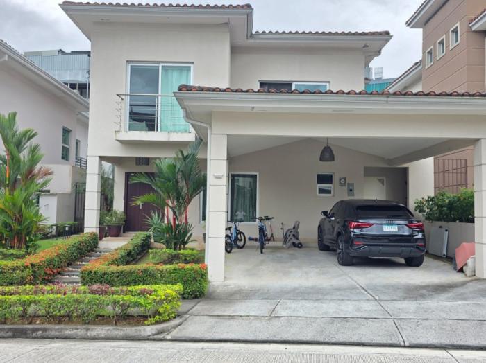 Venta de casa, ph dorado village