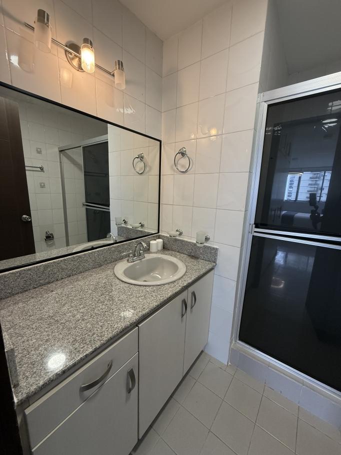 Se alquila apartamento en paitilla