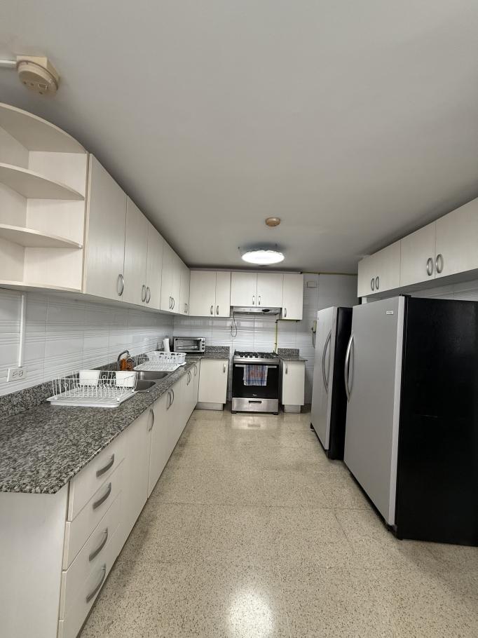 Se alquila apartamento en paitilla