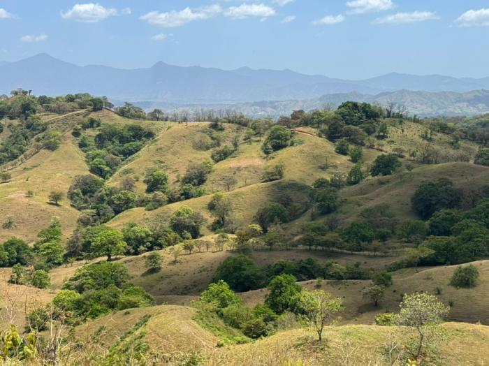 37 hectáreas con vista al mar y montañas, filipinas, quebro, veraguas