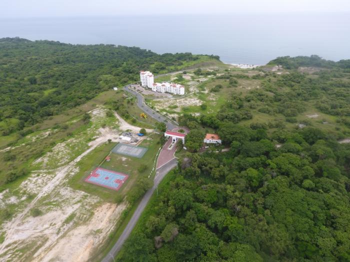 Venta de terreno de playa en el higo de san carlos