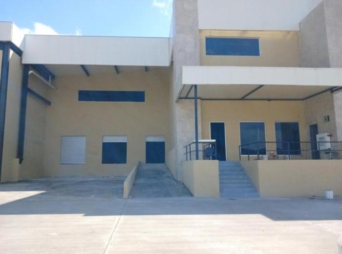 Se vende bodega ubicado en el parque industrial las américas