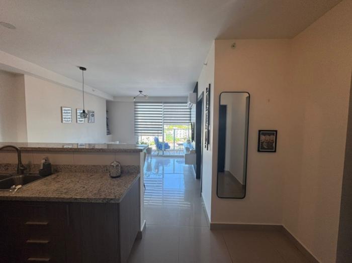Alquiler de apartamento en ph san roque, vía españa