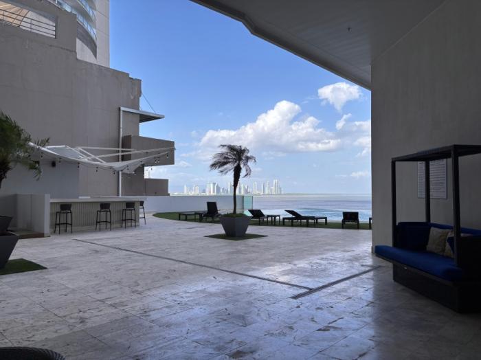 Venta apartamento en punta pacifica, ph oasis on the bay
