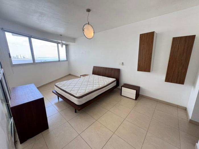 Venta apartamento en punta pacifica, ph oasis on the bay