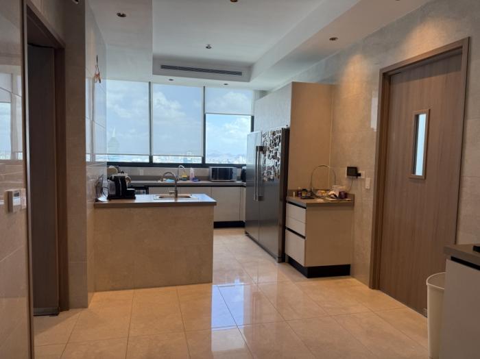 Apartmento for sale in ph ocean front
