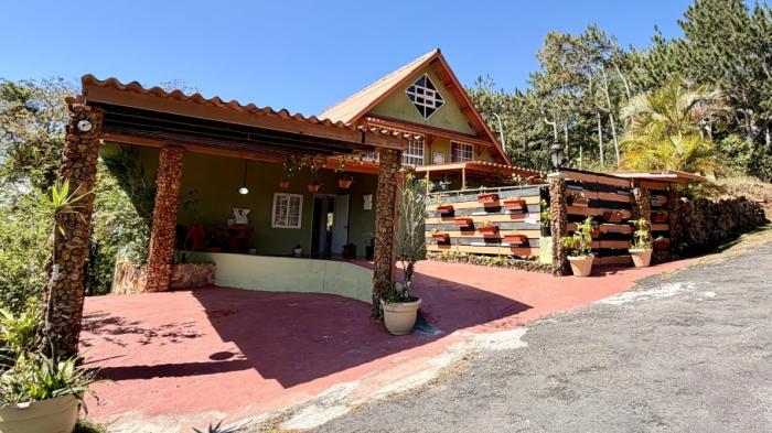 Venta de casa en cerro azul