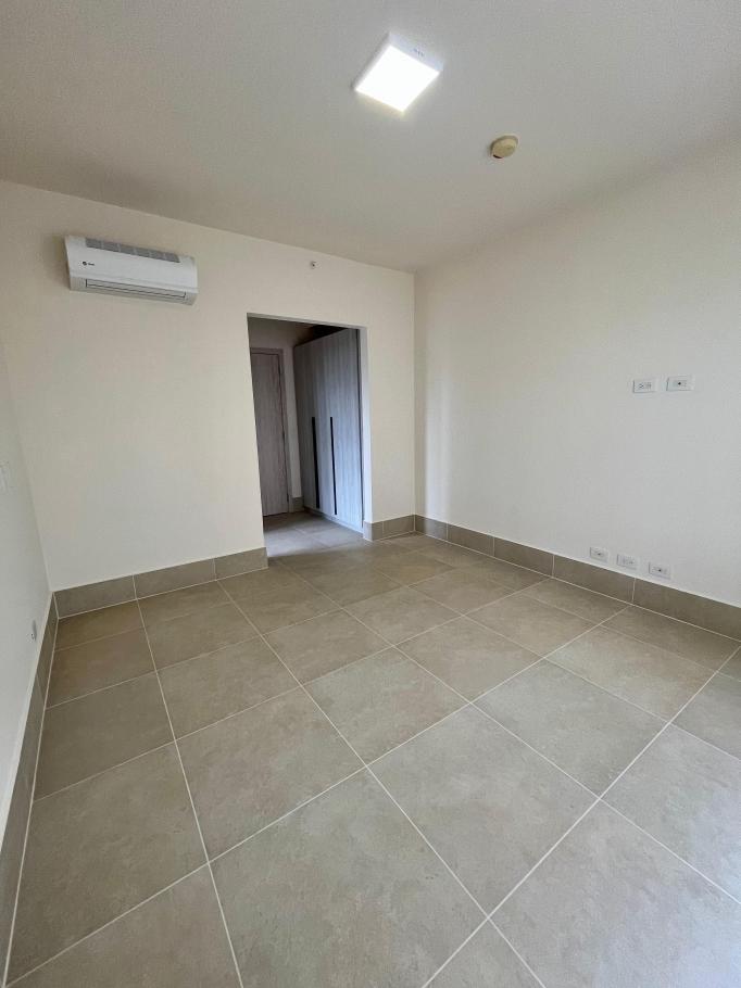 Apartamento en alquiler en altos de santa maria