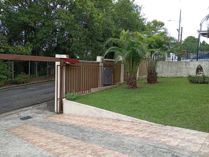Casa unifamiliar en venta en ciudad de panamá