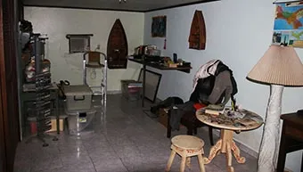 Lote en esquina en venta, justo al otro lado de la calle del parque en Llanos de Curundu