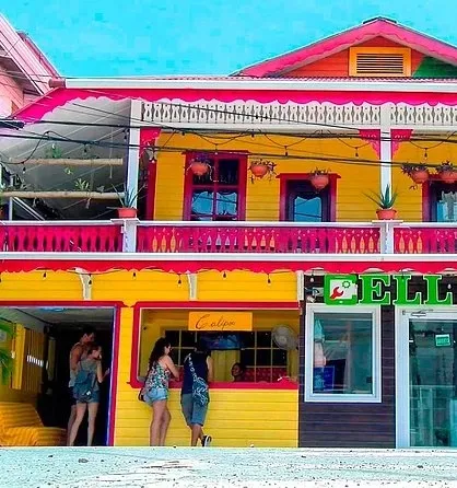 Hostal Calipso - una joya de la arquitectura y rentable!