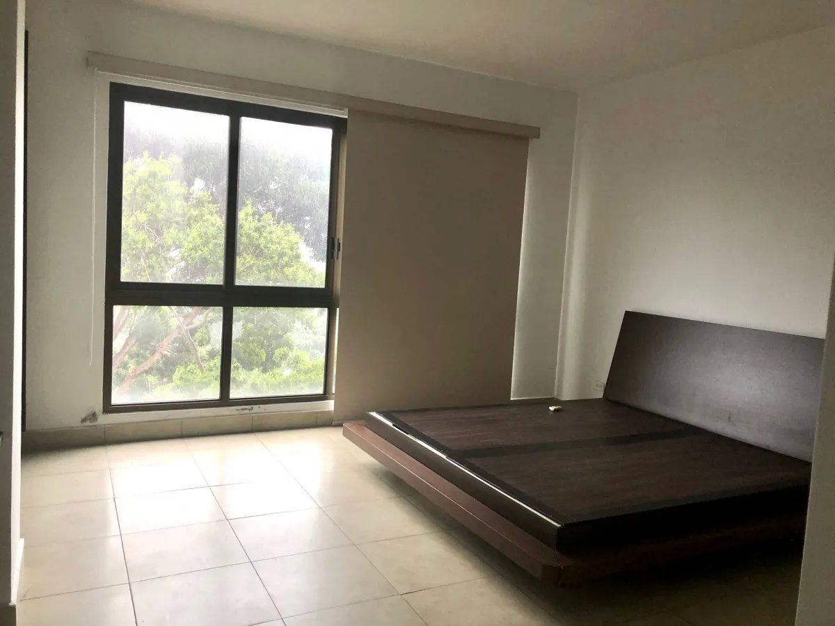 Apartamento de 3 Dormitorios con vistas a la Bah