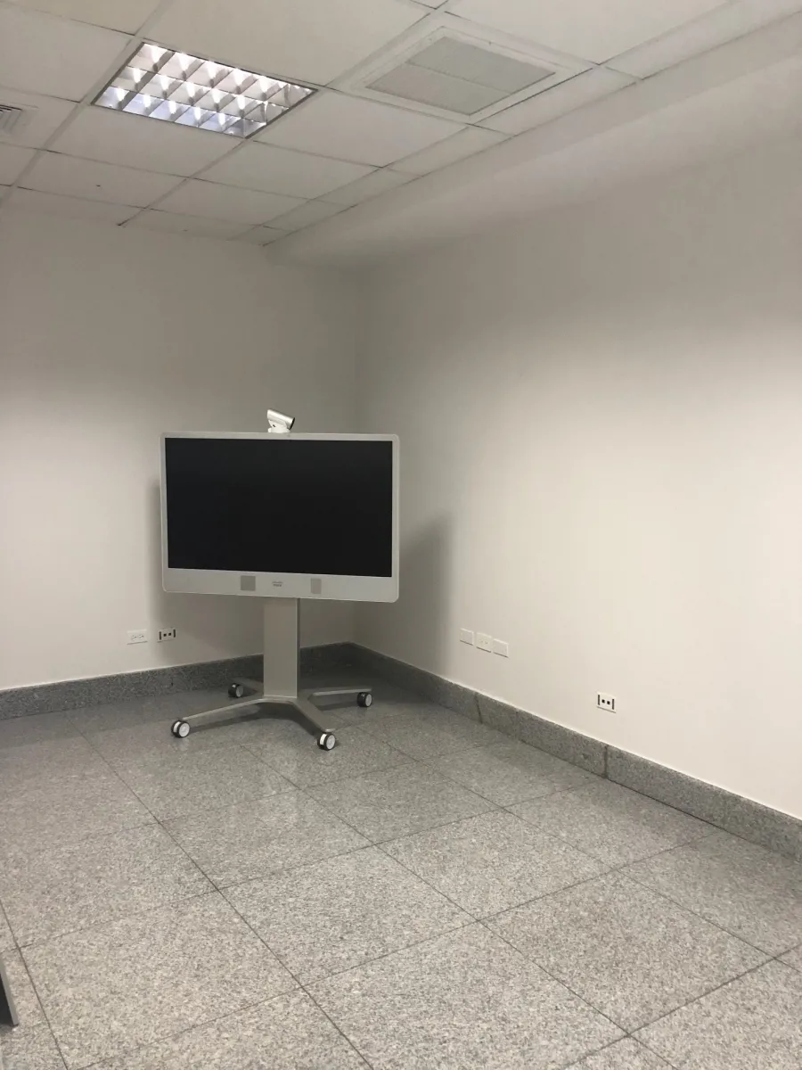 Terminado el Espacio de la Oficina para Alquilar en BICSA Financial tower