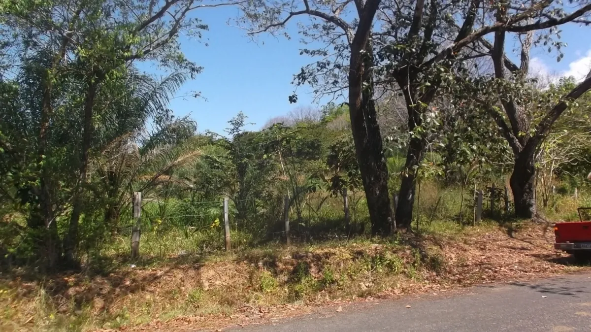 Titulado lote para la venta en la Carretera Panamericana, en el Distri...
