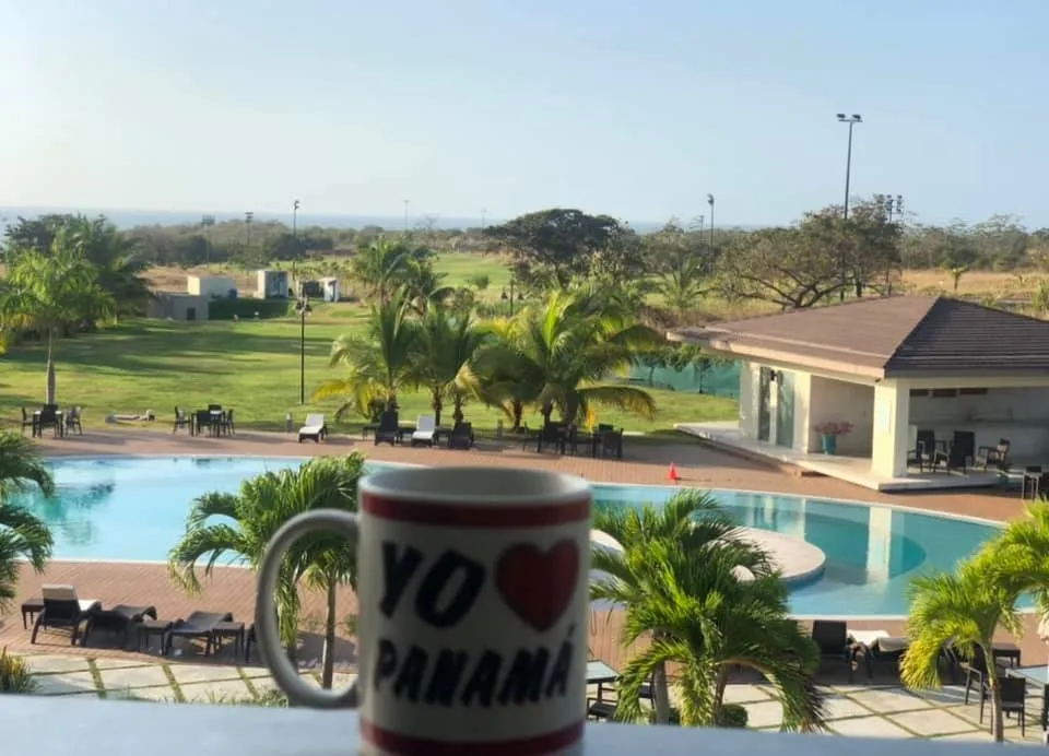 Se venden apartamentos de playa en san carlos, Panama