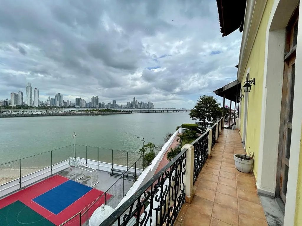 se vende en casco antiguo