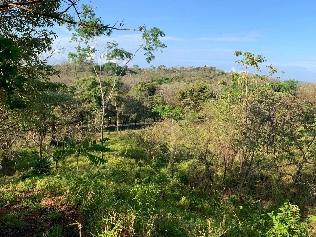 PROPIEDAD EN VENTA EN SANTA CATALINA CON VISTAS PANORAMICAS AL MAR