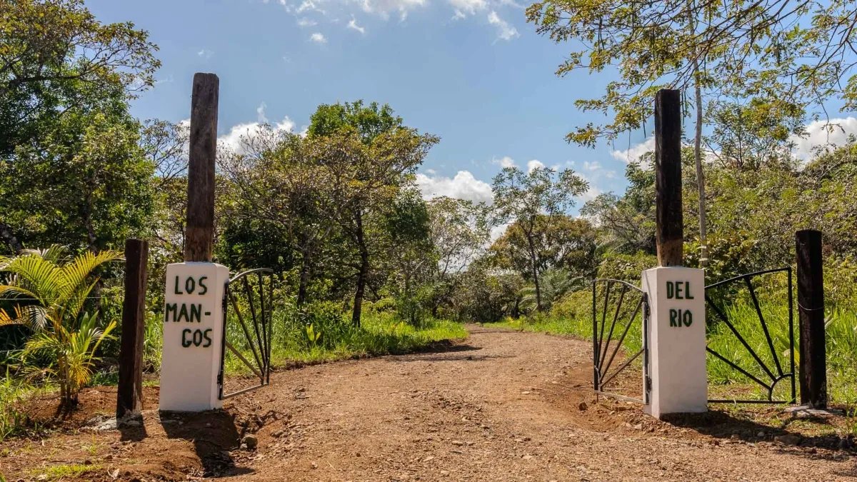 Dreamy, large river lots with club house and swimming pool near Boquete and David - financing available!