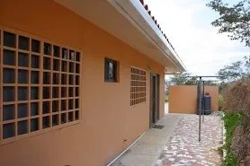 Gran casa con excelentes vistas a la monta