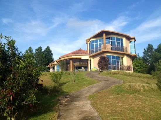 La casa de cristal en altos del mar