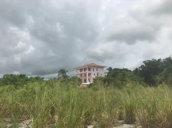 Lote frente al mar, titulada con 2000 m2 en venta en punta chame