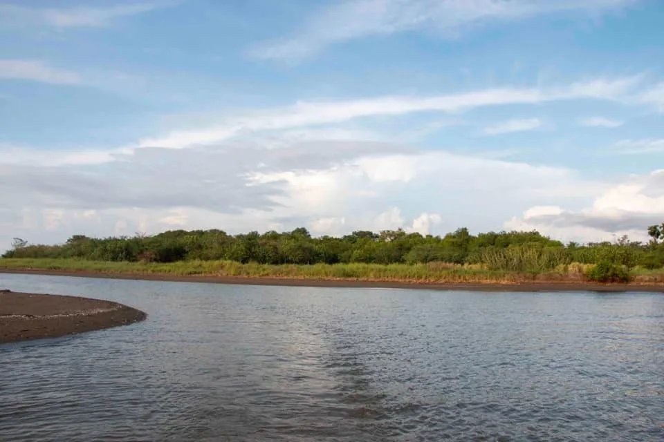 Se vende lote en la playa de lagartero, veraguas