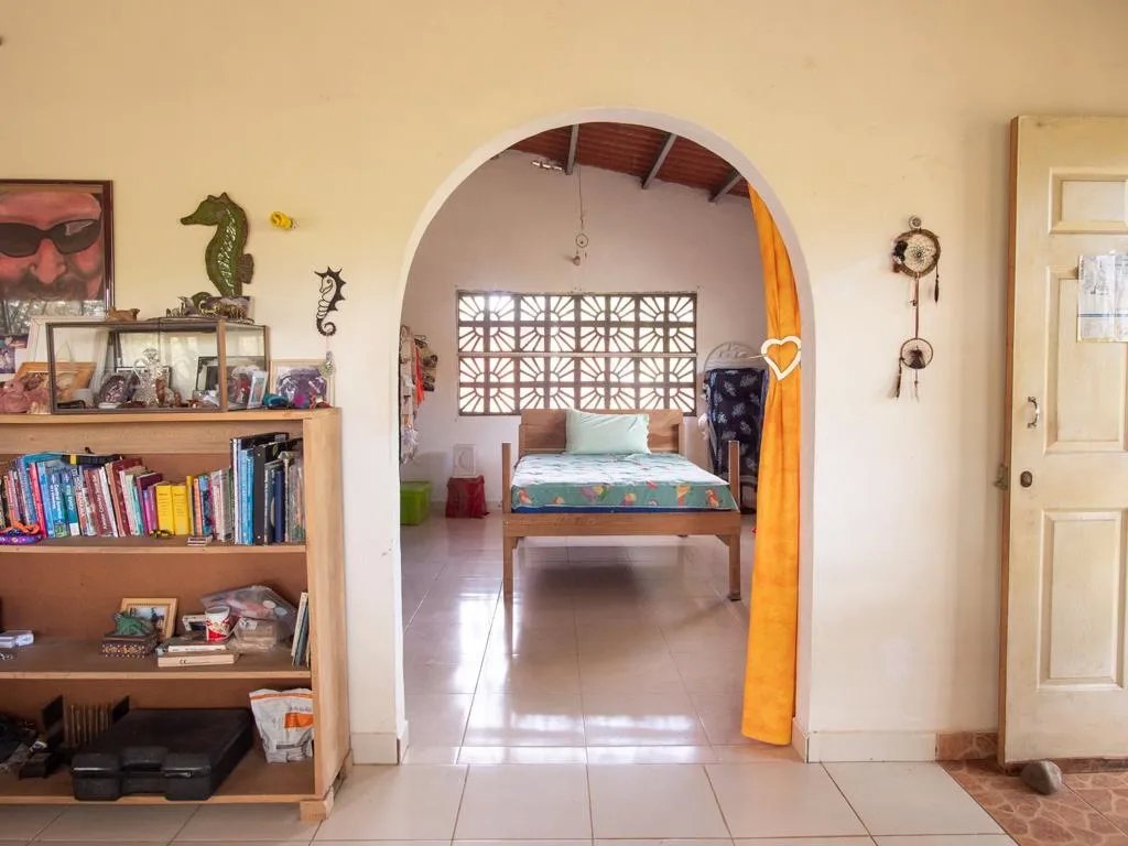 Casa asequible con potencial en gualaca - con opcion de financiamiento!