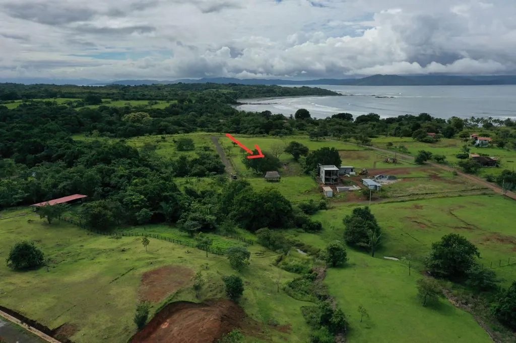 Lotes en venta en el proyecto residencial santa catalina villas, de 1000 metros cuadrados cada uno.