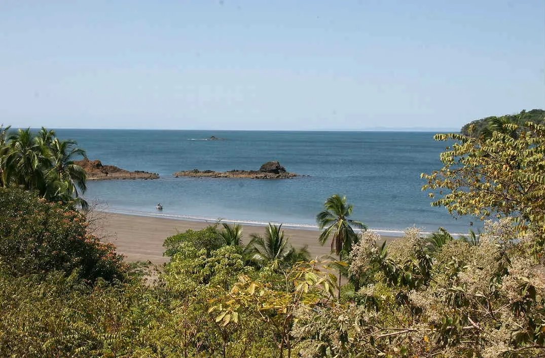 Se vende propiedad frente al mar, playa gorgona. santa catalina