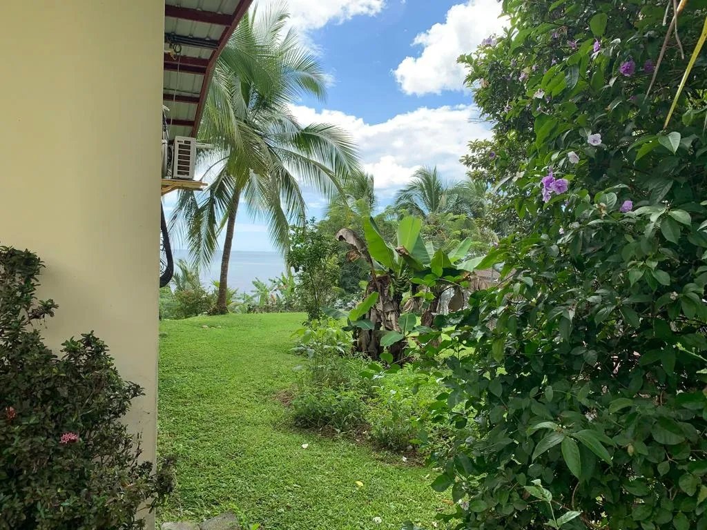 Casa frente al mar en venta, playa torio, veraguas.