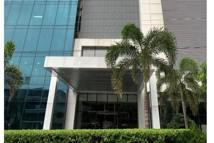 Alquiler de oficina en panama business tower, obarrio