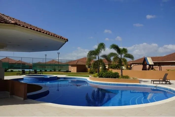 Casa en venta en sunset coast, costa sur