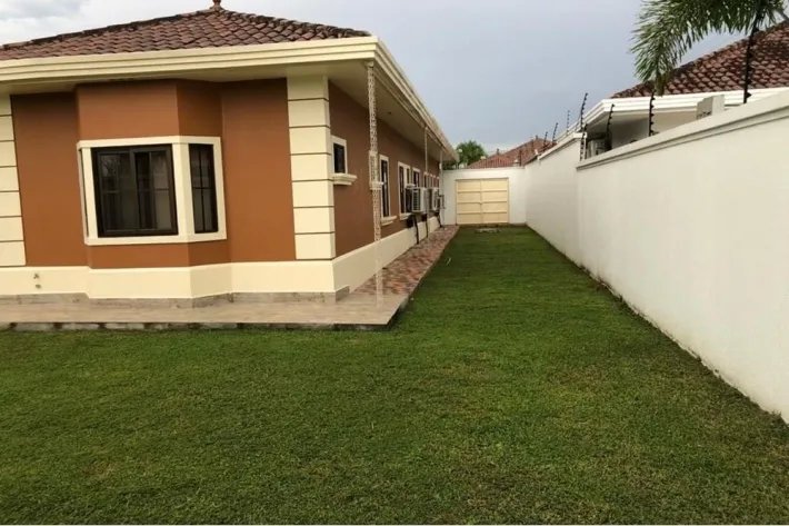 Casa en venta en sunset coast, costa sur