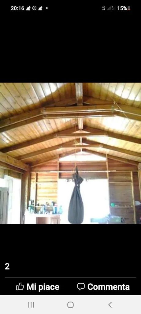 Casa de playa en zancos aislada en una hectárea de terreno