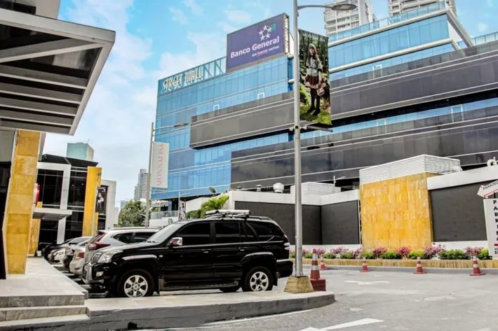 Alquiler de local comercial en vía brasil con vía israel, ciudad de panamá